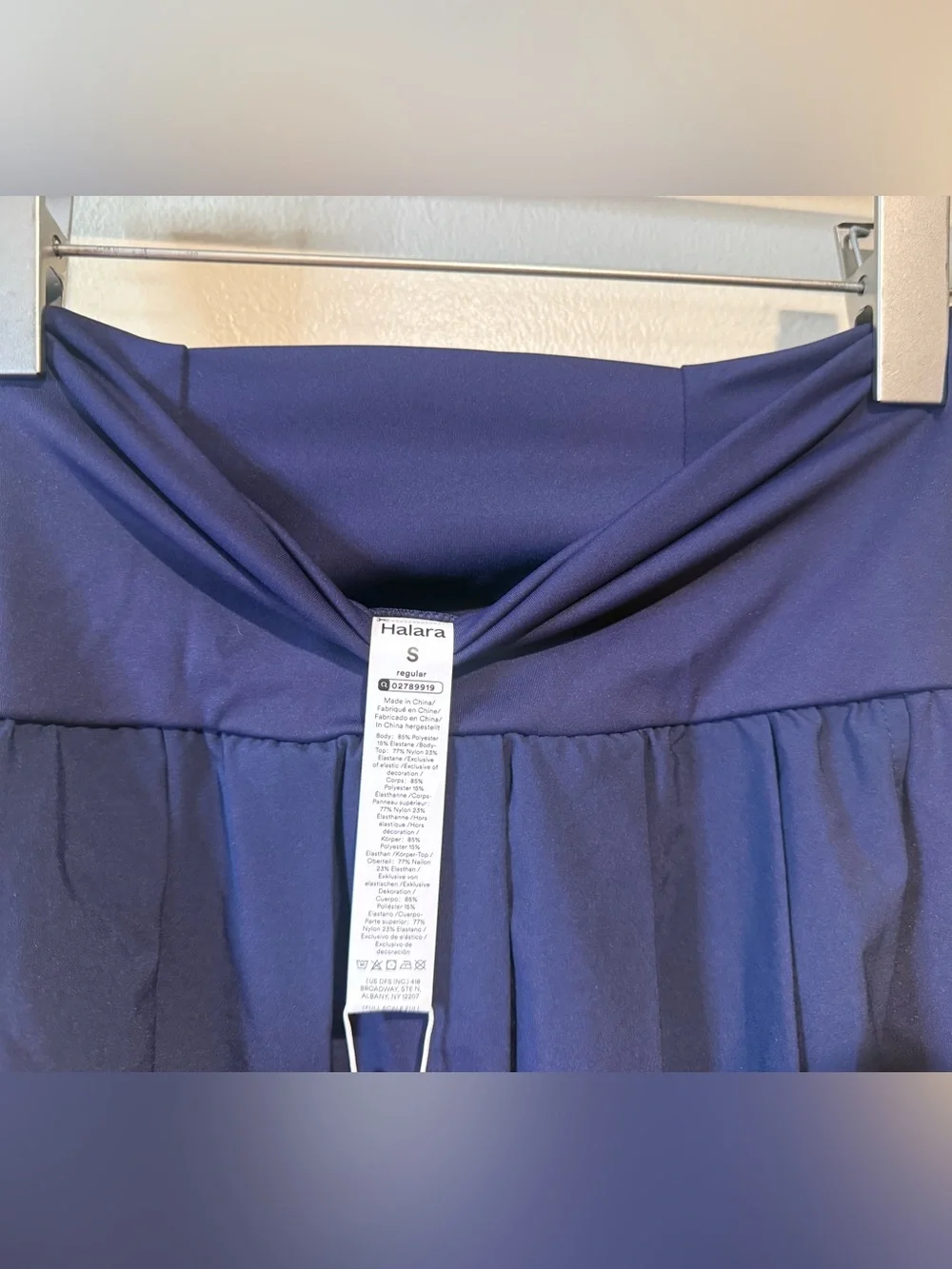 Halara Breezeful High Waisted Pleated 2-in-1 Side & Pocket Asymmetric Hem mini - Picture 10 of 13
